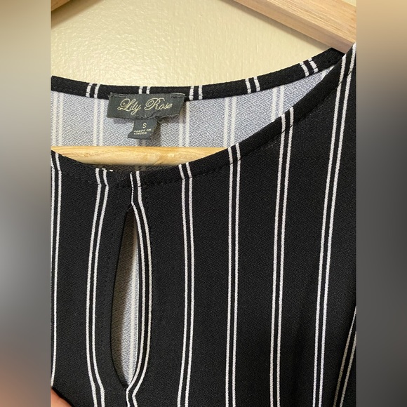 Black and white striped dress - Picture 3 of 4